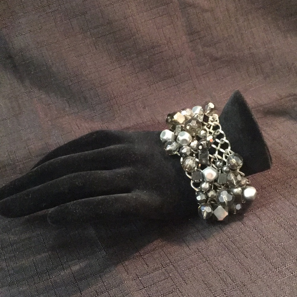 Silver beaded cuff toggle bracelet new